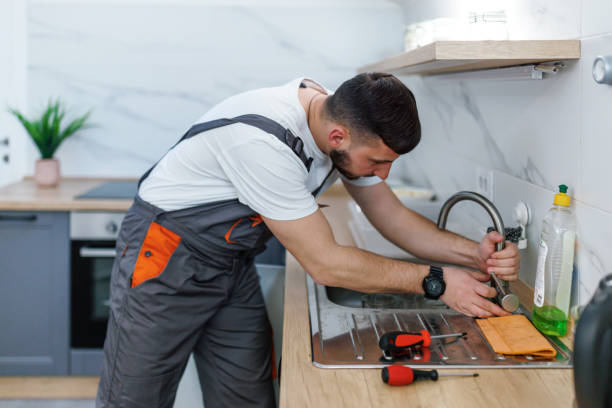 Best Shower Repair Services  in Monona, WI